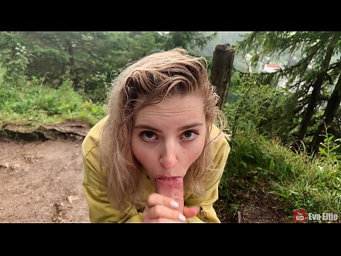 ❤️ Dziewczyna połyka cum po publicznym obciągnięciu - Eva Elfi ️ Porno at us ❌️